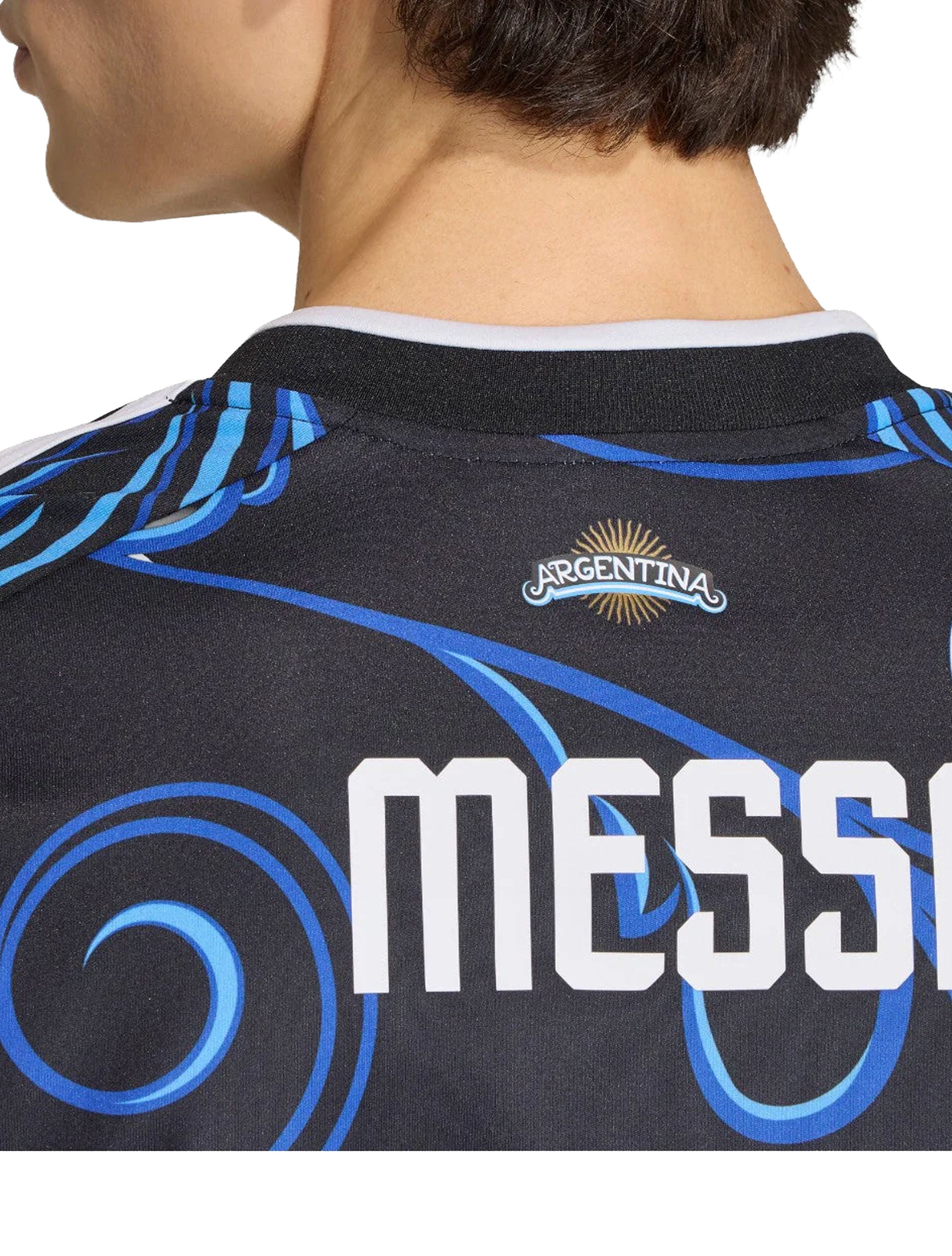 Shoulder stripe and trim detail on Adidas Argentina 26 Away Messi Jersey