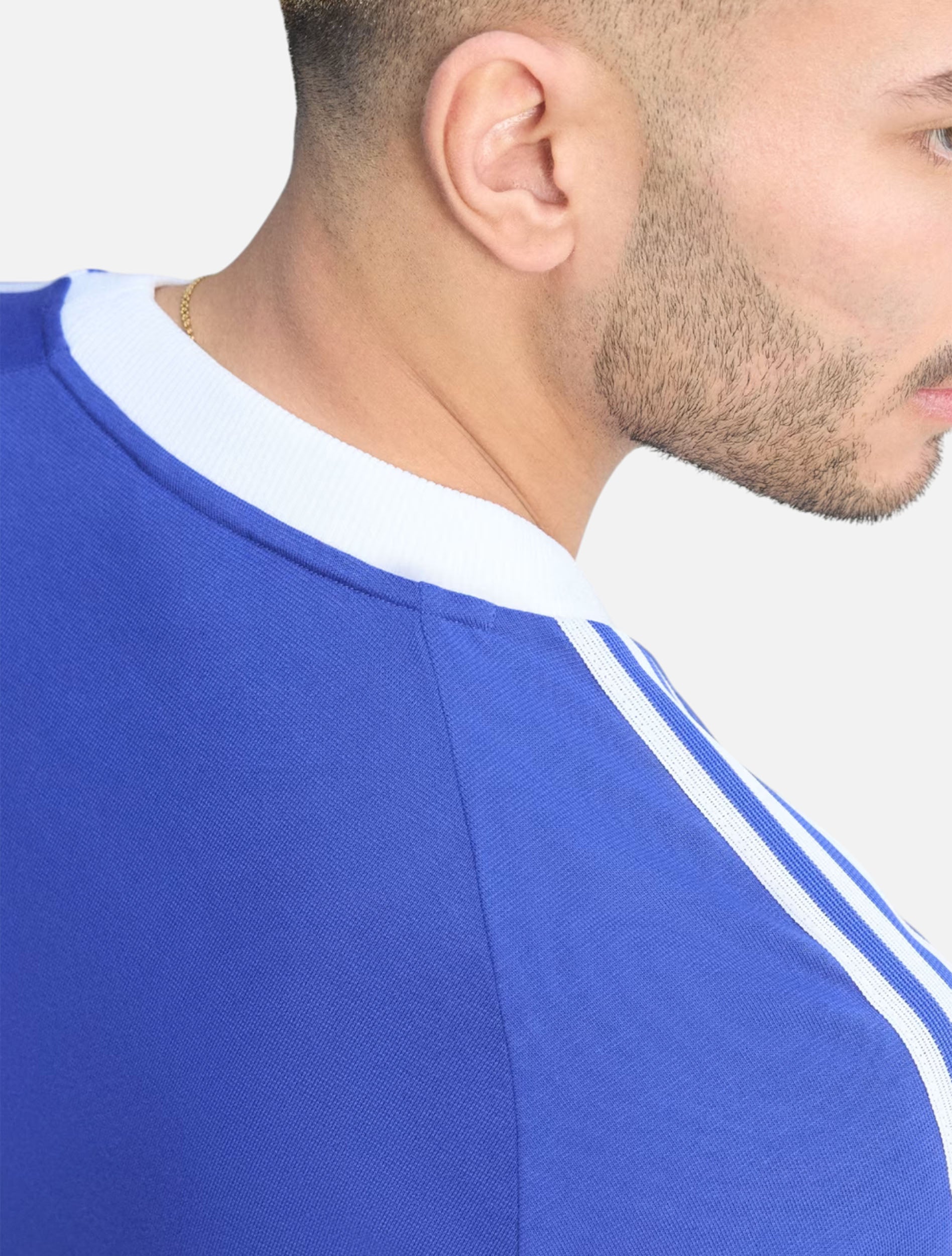 Ribbed crew collar and shoulder detail on Adidas Argentina Originals Tee in Lucid Blue