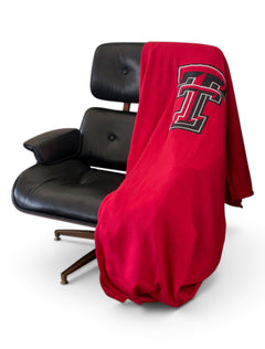 Logo Texas Tech Double T on Red Sweatshirt Blanket – Front view